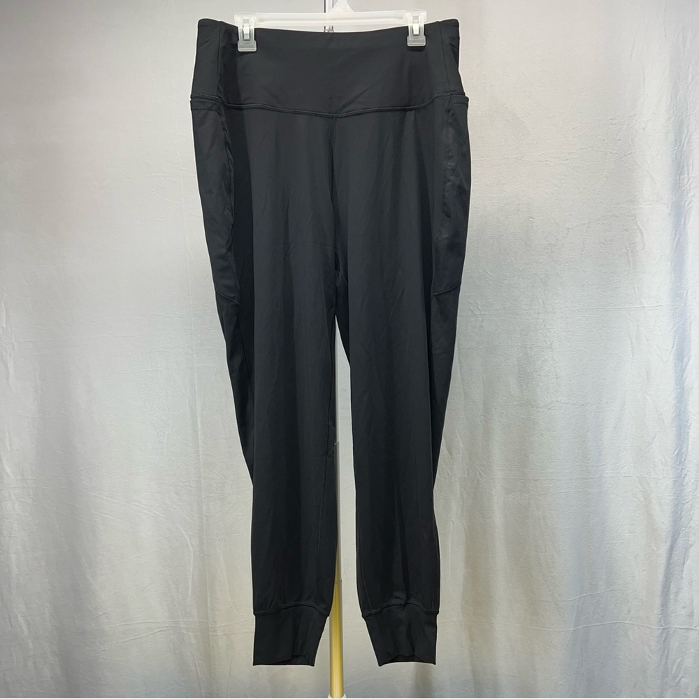Calia Energize High Rise Stylish Pure Black Joggers for Women 1x